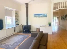 Family Friendly Anglesea Haven Beach House