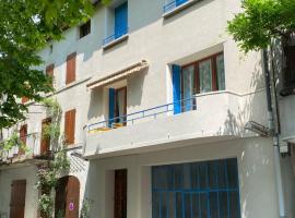 NOUVEAU Maison de la place, cabaña o casa de campo en Jaujac