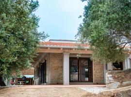 Villa S'Olioni, casa vacanze a Loceri