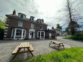 Mackay's Spa Lodge Hotel, hotelli kohteessa Strathpeffer