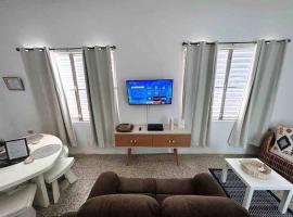 House Salinas - The best part of your getaway, pet-friendly hotel in Salinas