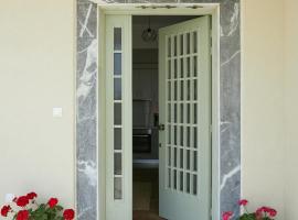 Mosaic Luxury House, apartmen di Chios