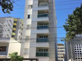 Apto 3 quartos, sacada, churrasqueira e garagem, ubytování v soukromí v destinaci Londrina
