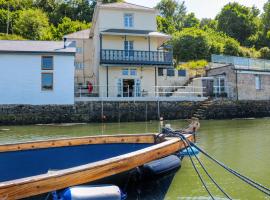 Shipwrights, hotel with parking in Brixham