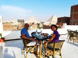 Eagles Pyramids View, hôtel au Caire
