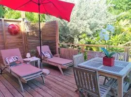 Appartement au coeur d'Orient Bay avec terrasse jardin Jacuzzi et citerne