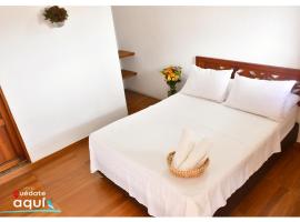 Hotel Quedate Aqui Barichara - El Original, hotel v destinaci Barichara