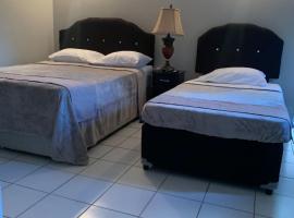 Derick's Inn, vacation rental in Piarco