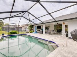 Spring Hill Home - Pool, Grill and Golf Course Views, vila di Spring Hill