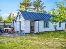 Pet Friendly Home In Beddingestrand, hotel v destinaci Beddinge Strand