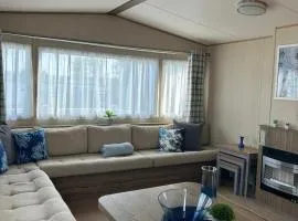 Tarka Holiday Park - Summer Breeze - Coastal Breaks - North Devon - Braunton-Barnstaple