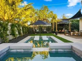 Backyard Pool Oasis @ the Tulum House