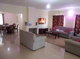 La petals hideaway house-Machakos, hotel in Machakos