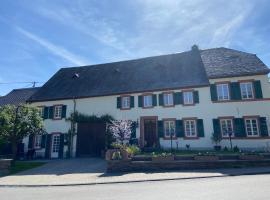 Am alten Winzerhof, hotel barat a Burgen