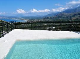 Villa ArGia with private pool, hotel with parking in Georgioupoli