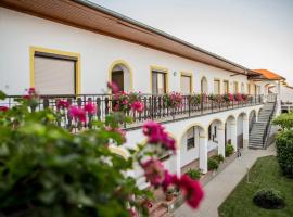 Arkadenweingut-Gästehaus Heiss, hotel en Illmitz