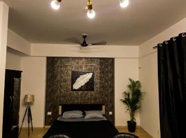 Black Pearl DLF My Pad, hotel near Indira Gandhi Pratishthan, Lucknow