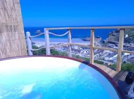 Cornwall, Sea Views, hot tub, sauna, Portreath