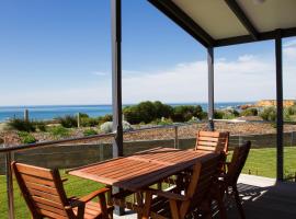 Torquay Foreshore Caravan Park, holiday rental in Torquay