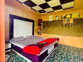 Sheen Homestay, ski resort in Gulmarg