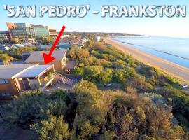 Award Winning Beach Front Retreat, hotel v destinaci Frankston