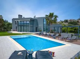 SeaSilia Luxury Villa