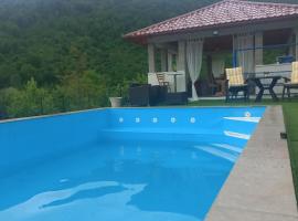 Kuća za odmor Lohovo, vacation home in Bihać