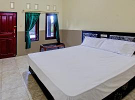 OYO 92624 Stone Homestay – hotel w mieście Tjakranegara