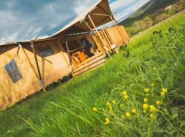 Camping et Lodges de Coucouzac, hôtel à Lagorce