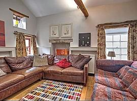 Devonshire -Sleeps 19 in 7 ensuite bedrooms great space for all groups, apartment in Peak Forest