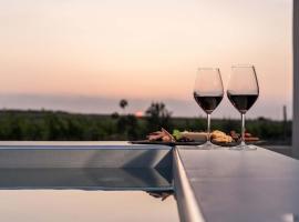 MelivOia house collection - Private Jacuzzi Villas、Foinikiáのホテル