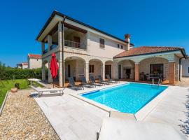 Beautiful Home In Muline With Sauna, hotel in Donje Selo