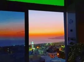 Quiet Wave House