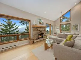 Cliffview Luxury Vacation Rental at Windcliff home