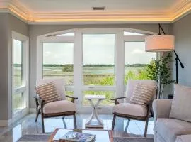 2105 Bay Pointe Villa