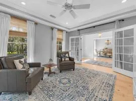 2923 Baywood