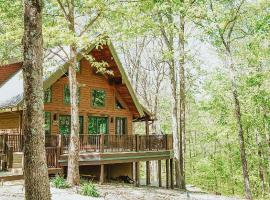 Paradise View Log Cabin, vacation home in Nashville