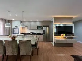Lindo Apartamento Aire 3 Suítes by Achei Gramado