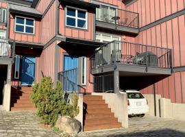 Sooke Oceanside Townhouse, hotell sihtkohas Sooke