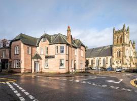 CASTLEBANK HOUSE FLATS, DINGWALL, hotell i Dingwall