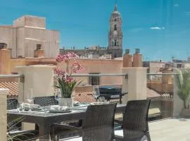 Duplex with private terrace & city views - Center by REMS