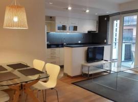 Spacious and Modern Apartment in Palermo, hotel near Lisandro de la Torre Train Station, Buenos Aires