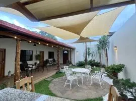 Hostal DEYLUWIN、Juayúaのバケーションレンタル