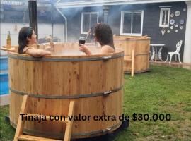 CABAÑA 2 TINAJA-PISCINA-QUINCHO、バルディビアのヴィラ