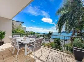 Whitsunday Beachfront Apartment on Broadwater