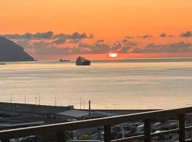 Piso de lujo en centro Santa Cruz.