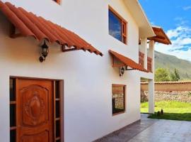 El Rey Lobo Casa de Campo Valle Sagrado, country house in Urubamba