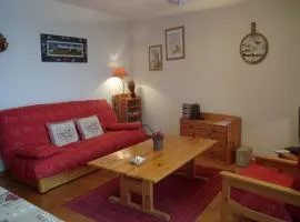 Appartement pour 4 personnes à Crest-Voland, proche des pistes et commerces, avec parking et balcon exposé sud - FR-1-733-35