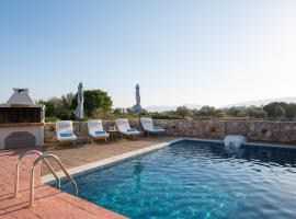 2 min drive to Haraki Beach & 10 to Lindos, hotel in Charaki