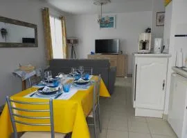 Maison au coeur de Saint-Gilles L'Inattendue